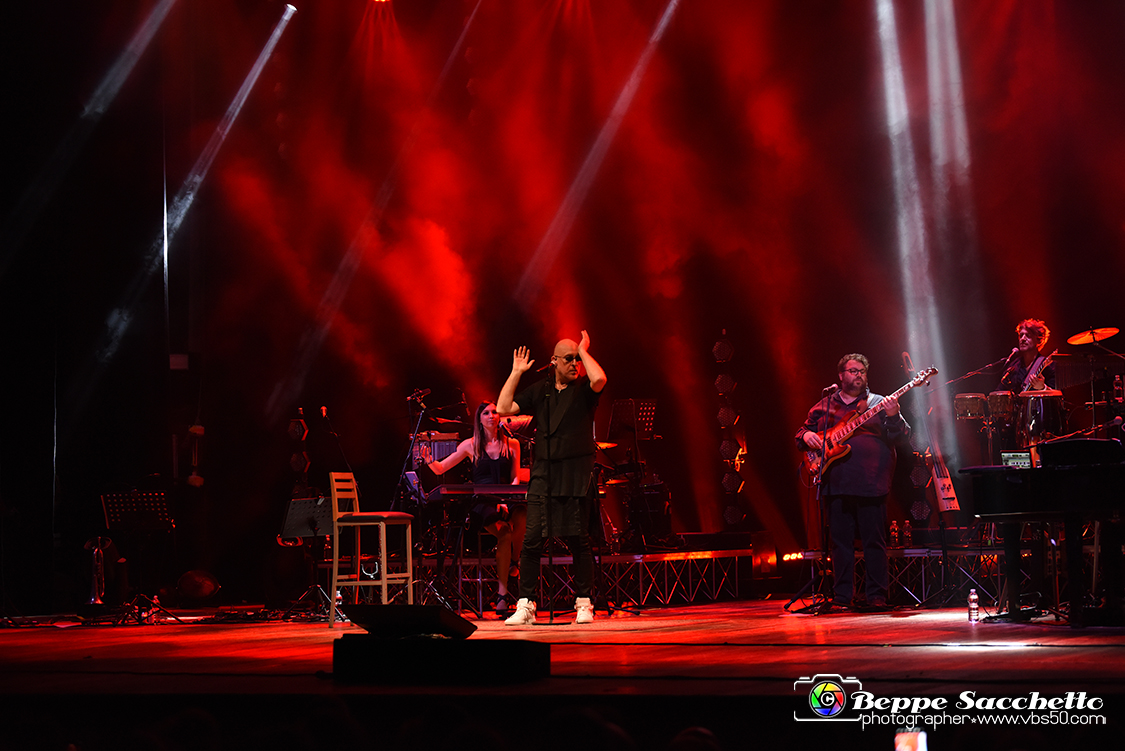 VBS_9163 - Concerto Mario Biondi - Romantic Tour 2022.jpg